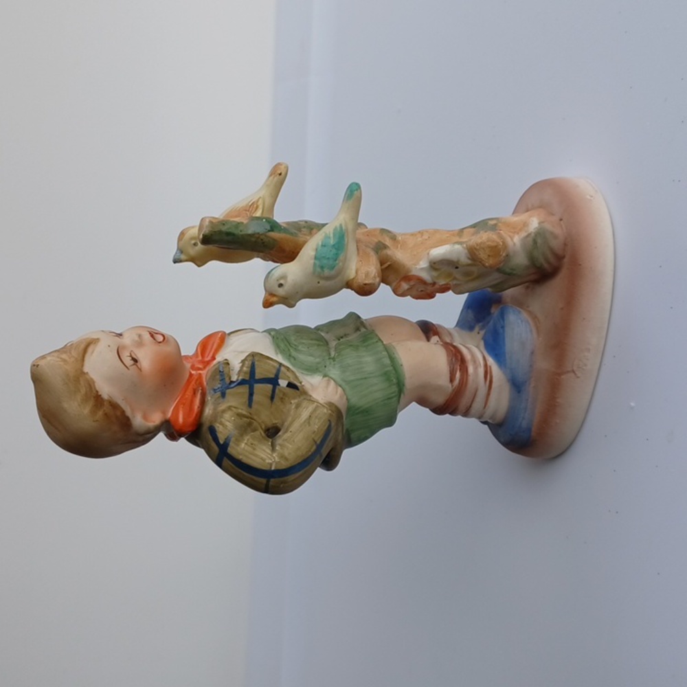 Vintage Napco "Bird Fancier" Figurine